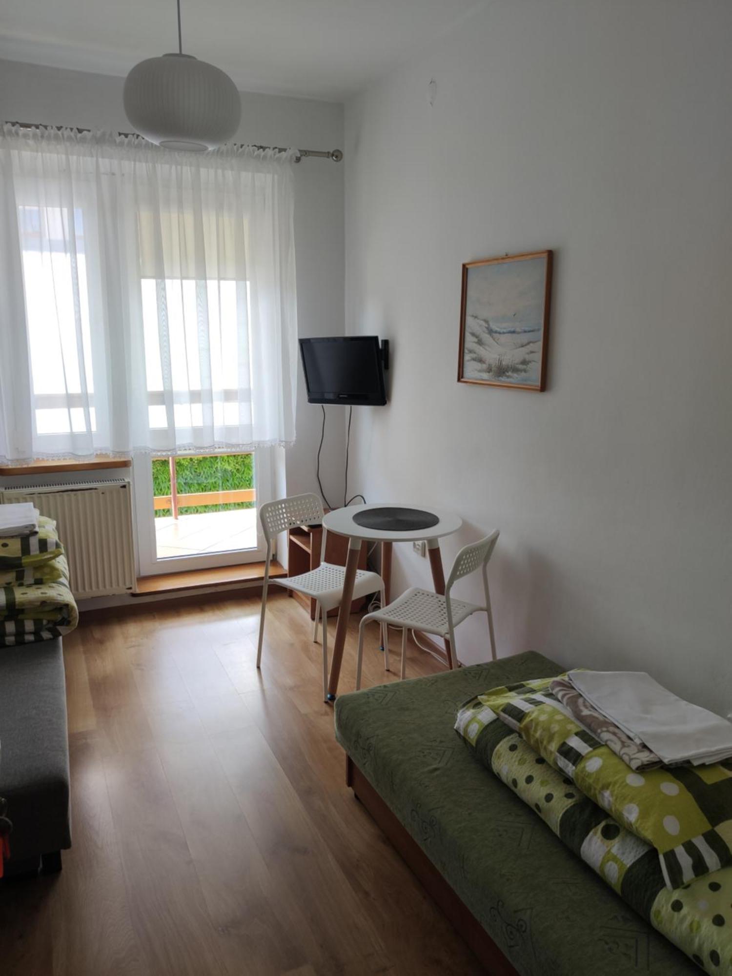 Pokoje Goscinne Zofia Grzybowo  Exteriör bild